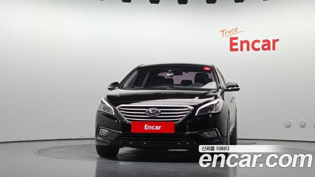 Hyundai Sonata (LF) 2.0 Smart 2015 — фото 3