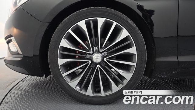 Hyundai Sonata (LF) 2.0 Smart 2015 — фото 5