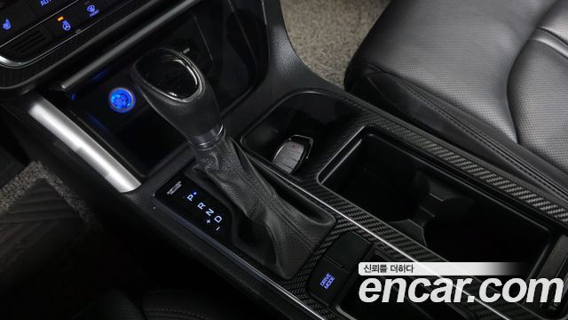 Hyundai Sonata (LF) 2.0 Smart 2015 — фото 9