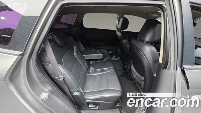 Kia Carens 1.7 VGT Luxury 2014 — фото 18