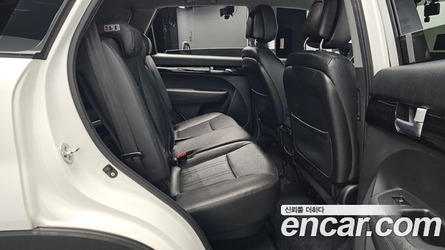 Kia Sorento R Diesel 2.0 2WD TLX Special 2014 — фото 11