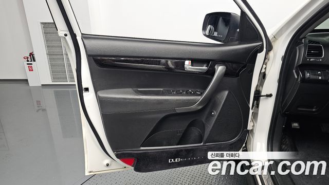 Kia Sorento R Diesel 2.0 2WD TLX Special 2014 — фото 24