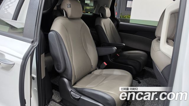 Kia Carnival (IV) Gasoline 9-Seater Prestige 2024 — фото 11