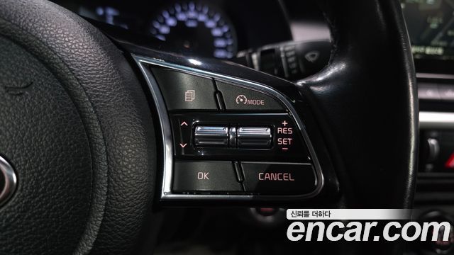 Kia K3 Luxury 2019 — фото 16