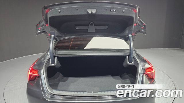 Kia K8 Hybrid Signature 2023 — фото 20