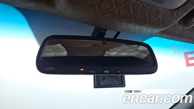 Hyundai Grand Starex 3-Seater VAN Smart 2017 — фото 15