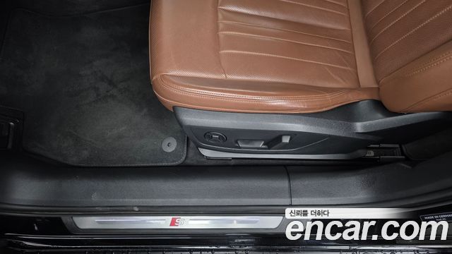 Audi A6 (C8) 40 TDI Quattro Premium 2023 — фото 31