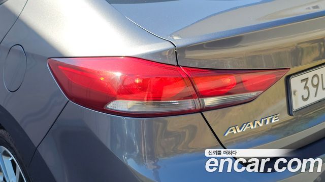 Hyundai Avante (AD) 1.6 GDI Value Plus 2018 — фото 23