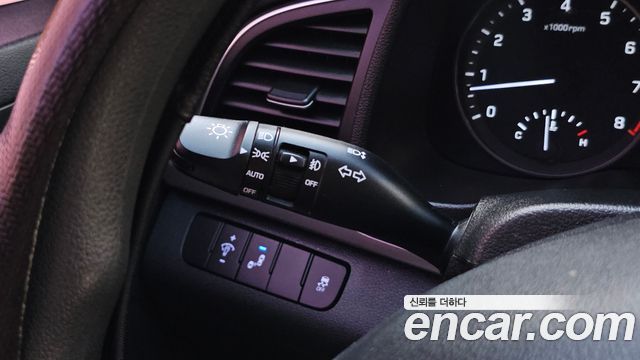 Hyundai Avante (AD) 1.6 GDI Value Plus 2018 — фото 28