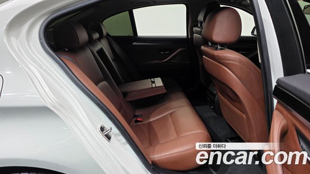 BMW 5 Series (F10) 528i M Aero Dynamic 2016 — фото 12