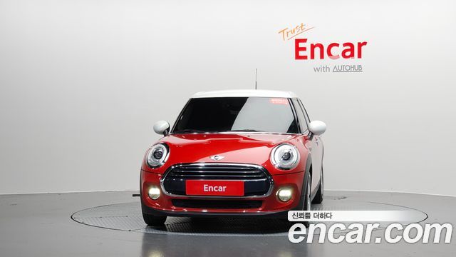 MINI Cooper 5Door Standard 3rd 2018 — фото 3