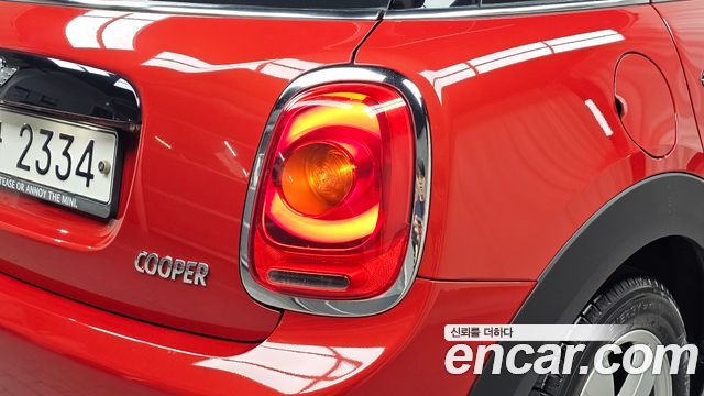 MINI Cooper 5Door Standard 3rd 2018 — фото 23