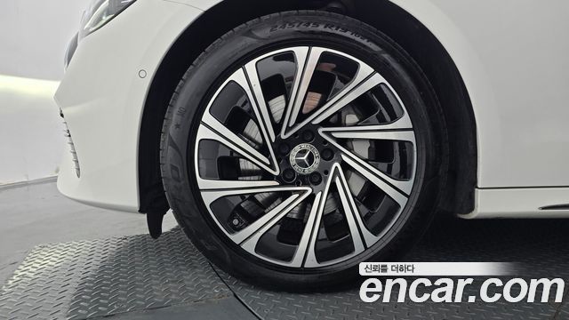 Mercedes-Benz E-Class (W214) E300 4MATIC Exclusive 2024 — фото 5