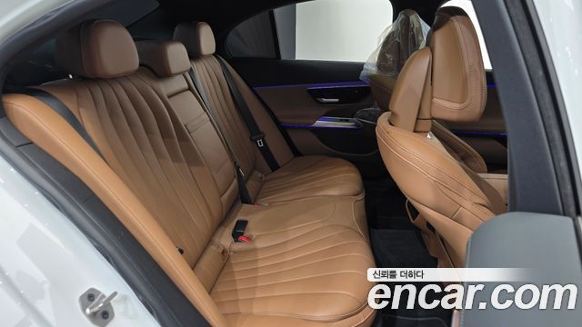 Mercedes-Benz E-Class (W214) E300 4MATIC Exclusive 2024 — фото 15