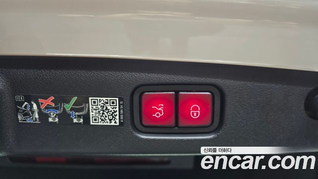 Mercedes-Benz E-Class (W214) E300 4MATIC Exclusive 2024 — фото 21