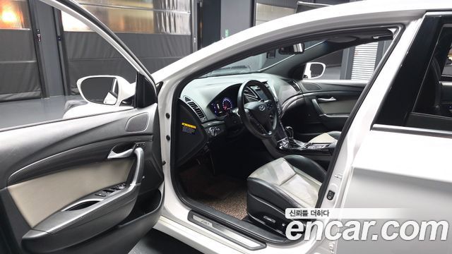 Hyundai i40 Saloon 1.7 VGT D SPEC 2016 — фото 10