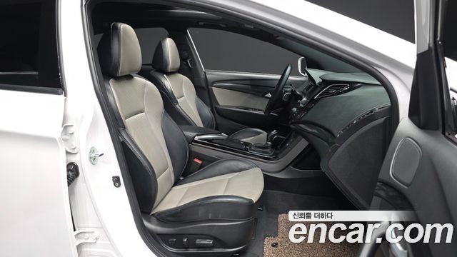 Hyundai i40 Saloon 1.7 VGT D SPEC 2016 — фото 11