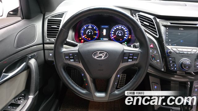 Hyundai i40 Saloon 1.7 VGT D SPEC 2016 — фото 13