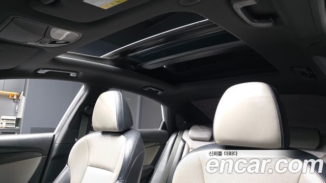 Hyundai i40 Saloon 1.7 VGT D SPEC 2016 — фото 19