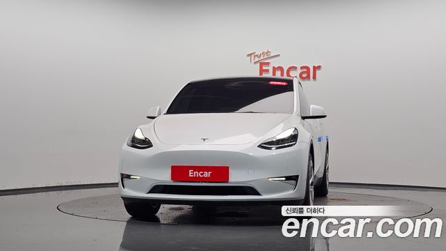 Tesla Model Y Long Range AWD 2022 — фото 3
