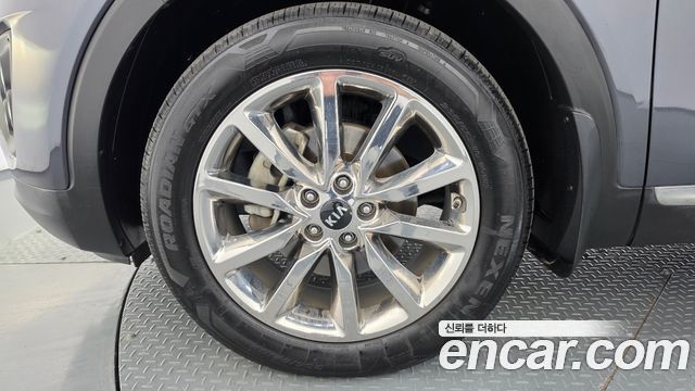 Kia Sorento Diesel 2.0 2WD Noblesse 2016 — фото 5