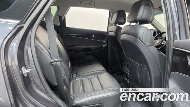Kia Sorento Diesel 2.0 2WD Noblesse 2016 — фото 11