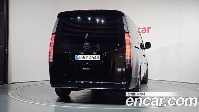 Hyundai Staria 4WD Lounge 9-Seater Inspiration 2025 — фото 4