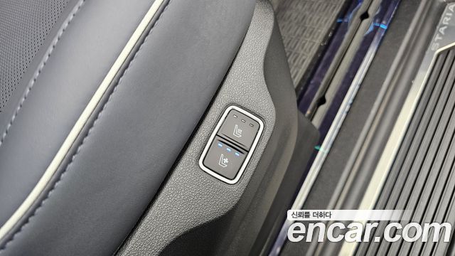 Hyundai Staria 4WD Lounge 9-Seater Inspiration 2025 — фото 19