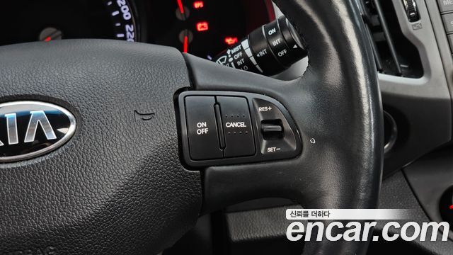 Kia Sportage R Diesel 2WD Trendy 2015 — фото 18