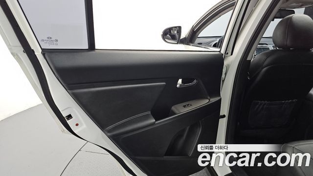 Kia Sportage R Diesel 2WD Trendy 2015 — фото 25