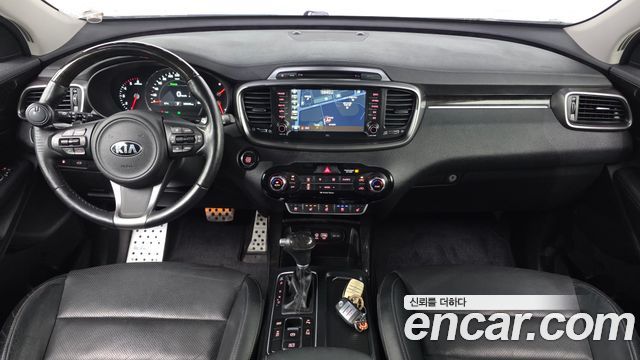 Kia Sorento Diesel 2.0 2WD Noblesse Special 2016 — фото 7