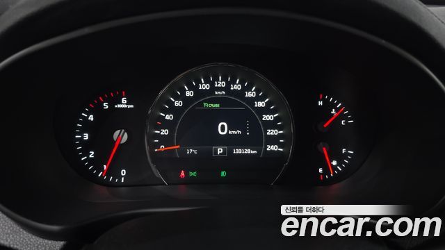 Kia Sorento Diesel 2.0 2WD Noblesse Special 2016 — фото 8