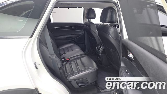 Kia Sorento Diesel 2.0 2WD Noblesse Special 2016 — фото 11
