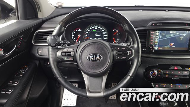 Kia Sorento Diesel 2.0 2WD Noblesse Special 2016 — фото 14