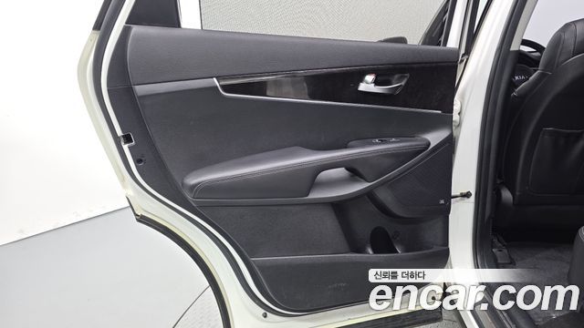 Kia Sorento Diesel 2.0 2WD Noblesse Special 2016 — фото 25