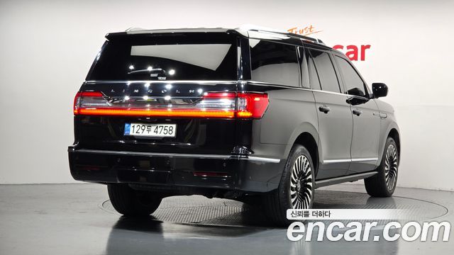 Lincoln Navigator (IV) 3.5L Black Label 2021 — фото 2