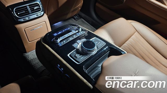Genesis G90 3.8 AWD Premium Luxury 2019 — фото 18