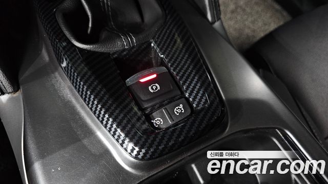 Renault Korea QM6 2.0 GDe LE Signature 2WD 2022 — фото 37