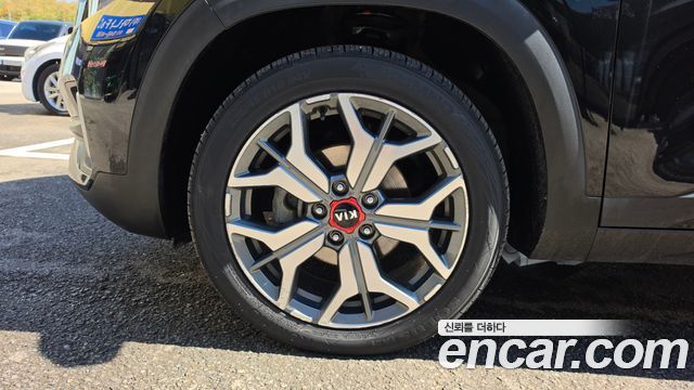 Kia Seltos Diesel 1.6 2WD Noblesse 2020 — фото 5