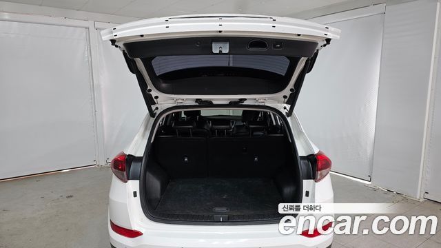 Hyundai Tucson Diesel 2.0 2WD Modern Special 2017 — фото 20