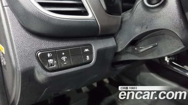 Kia Seltos Gasoline 1.6 Turbo 2WD Prestige 2020 — фото 17