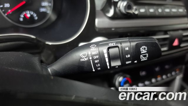 Kia Seltos Gasoline 1.6 Turbo 2WD Prestige 2020 — фото 18