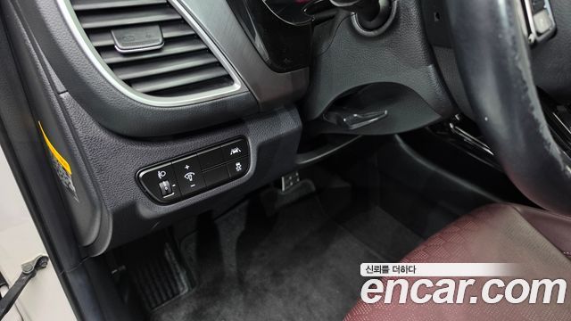 Kia Seltos Gasoline 1.6 Turbo 2WD Prestige 2020 — фото 17