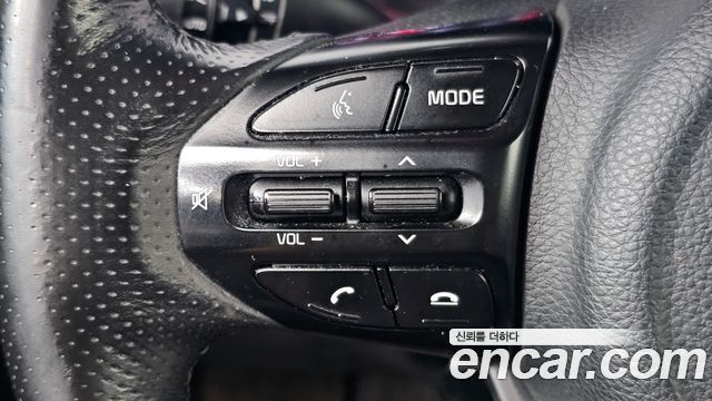Kia Stonic Diesel 1.6 Prestige 2018 — фото 16