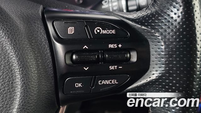 Kia Stonic Diesel 1.6 Prestige 2018 — фото 17