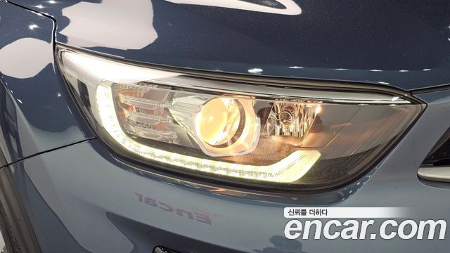 Kia Stonic Diesel 1.6 Prestige 2018 — фото 22