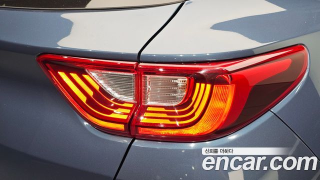 Kia Stonic Diesel 1.6 Prestige 2018 — фото 23