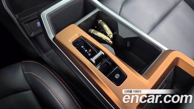 KG Mobility (SsangYong) Torres EVX E7 2024 — фото 9