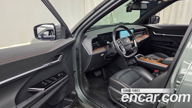 KG Mobility (SsangYong) Torres EVX E7 2024 — фото 10