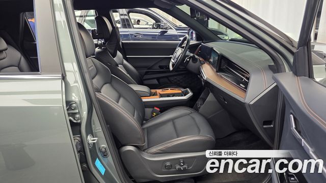 KG Mobility (SsangYong) Torres EVX E7 2024 — фото 11